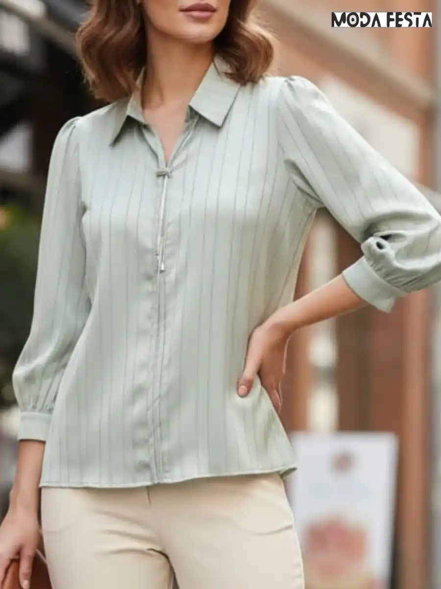 Elegant Top With Accessories