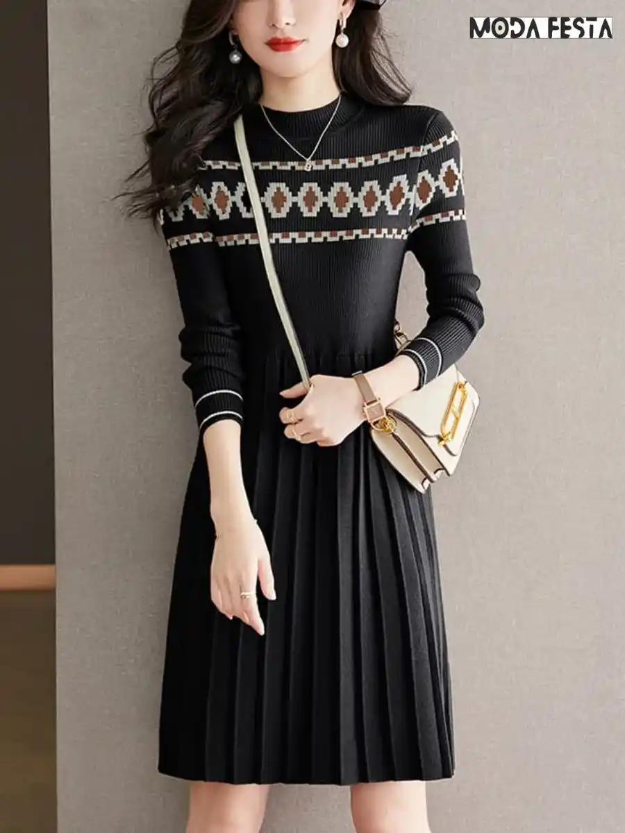 ModaFesta -elegant-knitted-a-line-pleated-dress-black