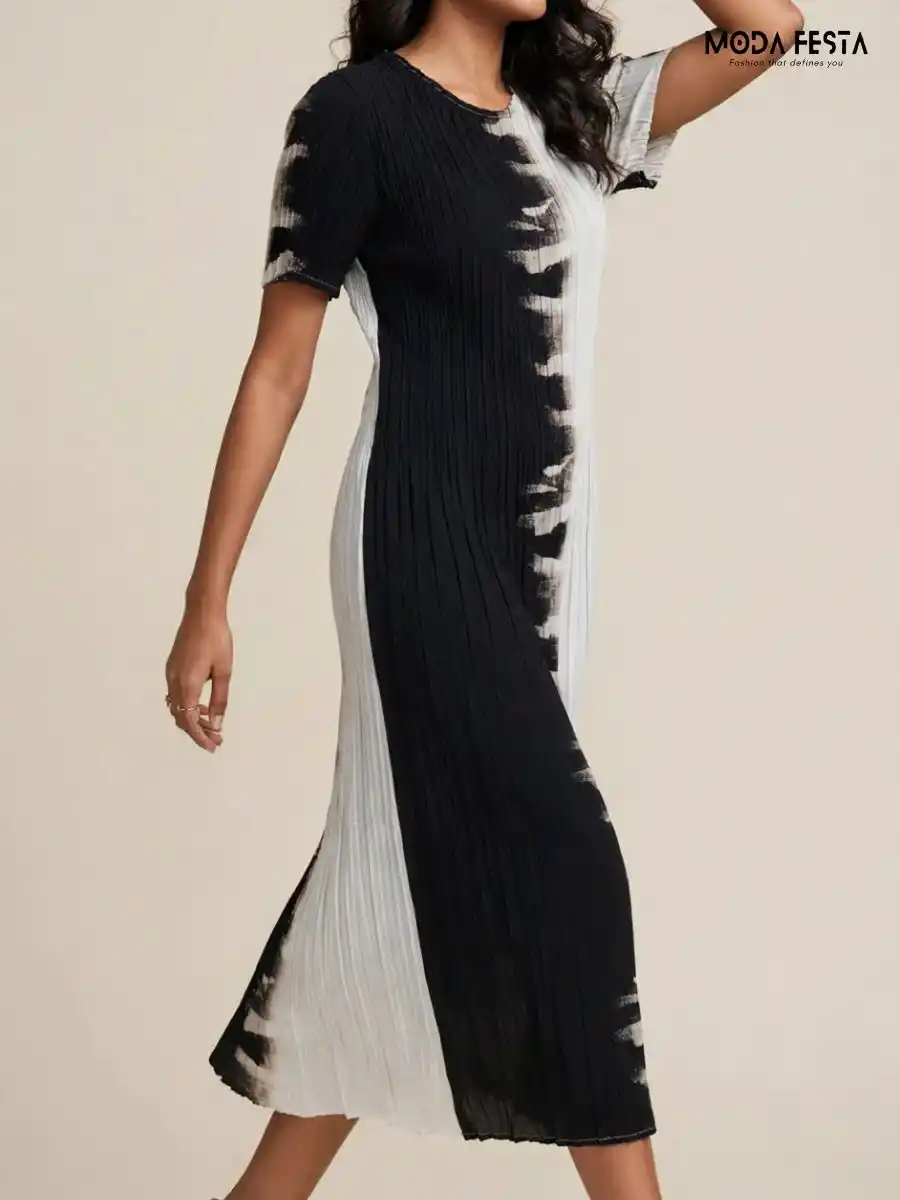 ModaFesta -black-and-white-pleated-casual-dress