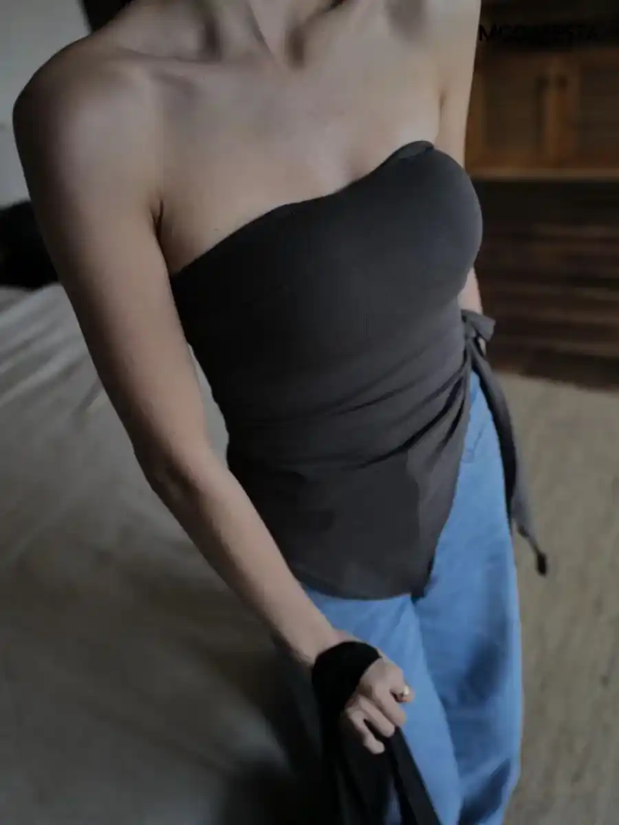 ModaFesta -elegant-tube-top-side-knot-style-black