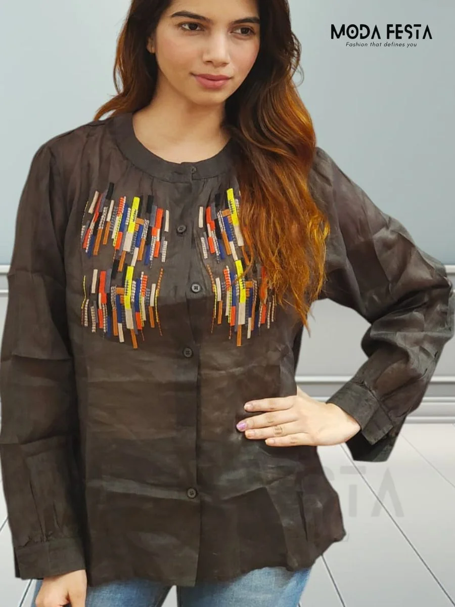 ModaFesta -embroidered-linen-top-grey-mid-lenght