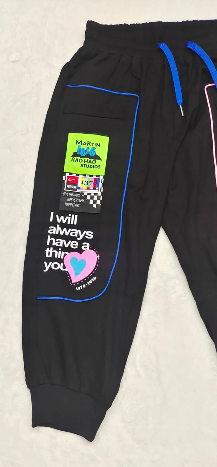 ModaFesta -black-printed-cargo-pant