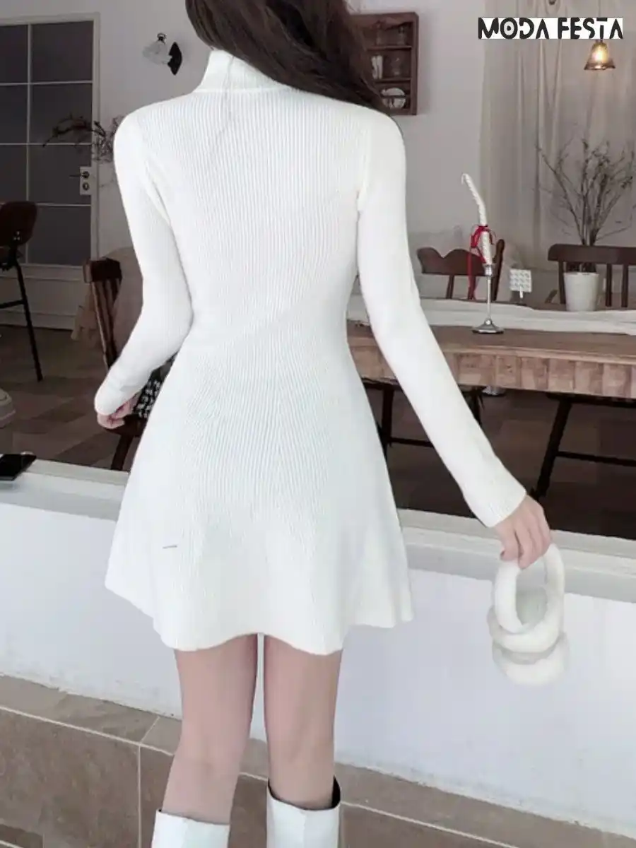 ModaFesta -stylish-knitted-dress-with-zipper-white