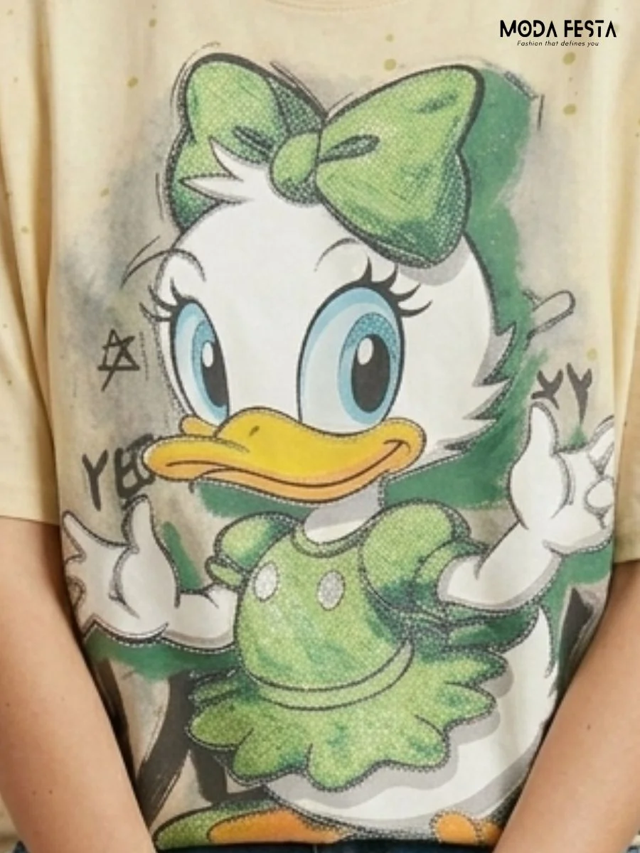 ModaFesta -daisy-duck-graphic-tee