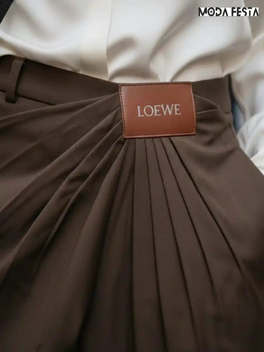 ModaFesta -stylish-front-pleated-trousers-brown