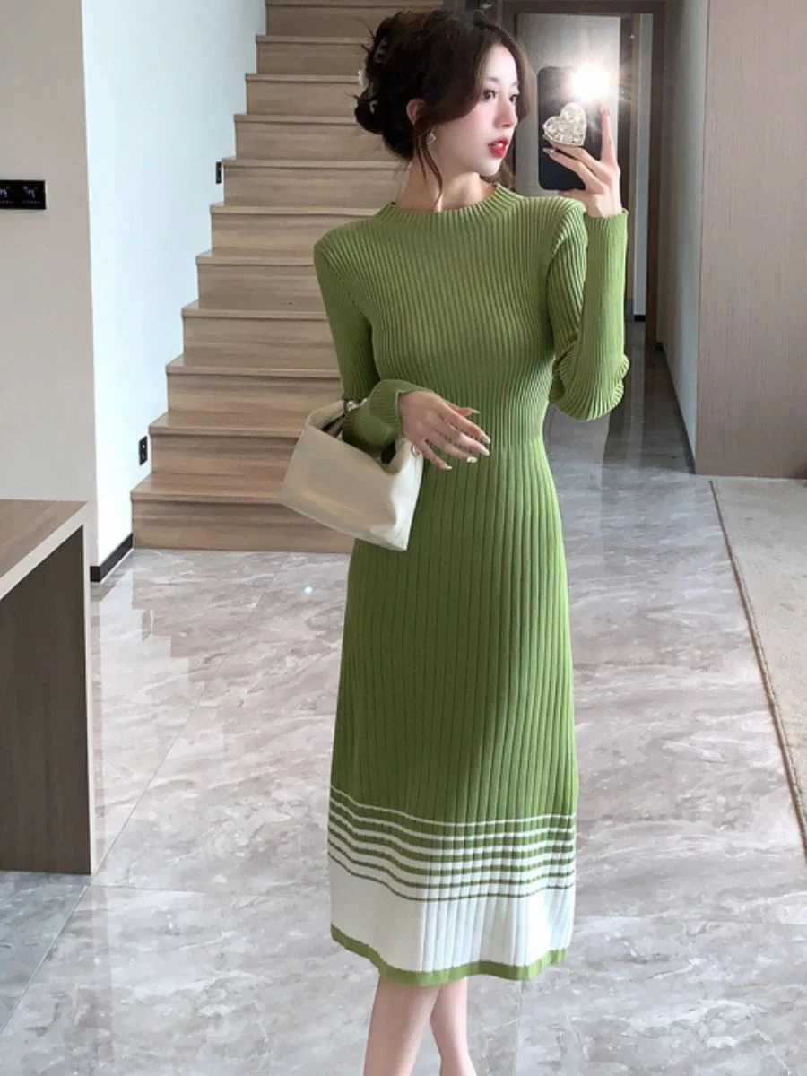 ModaFesta -turtleneck-knitting-dress-green