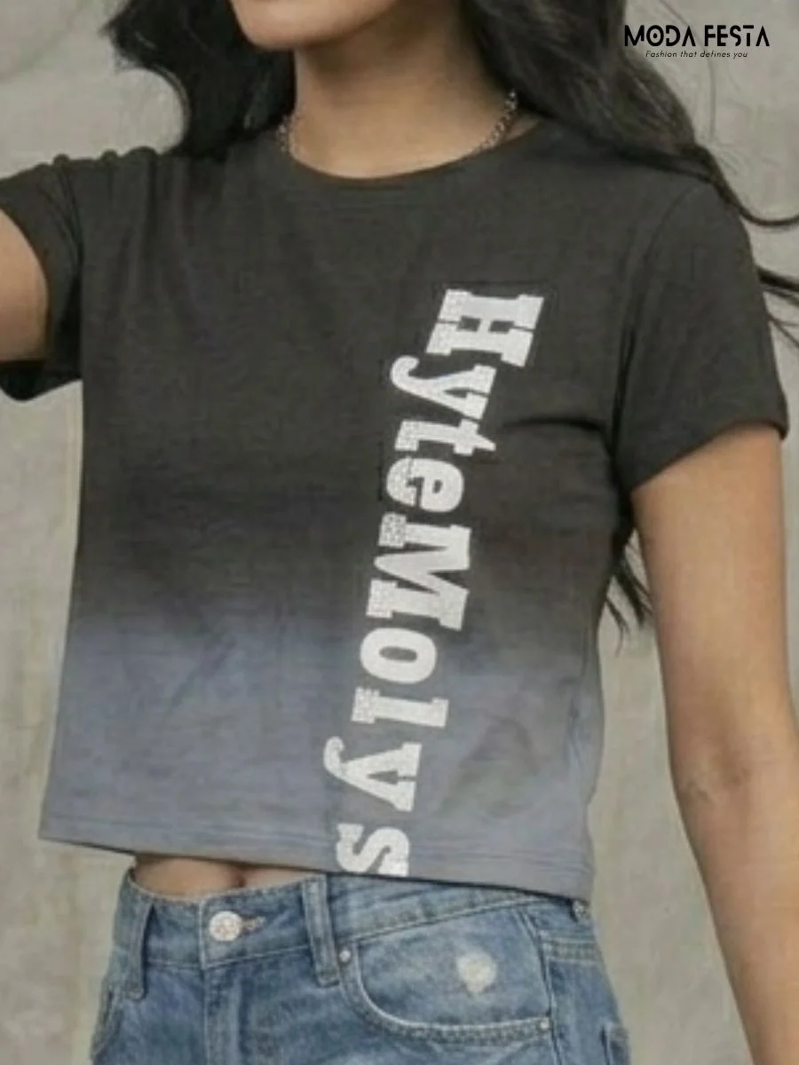 ModaFesta -hytemoly-graphic-crop-top