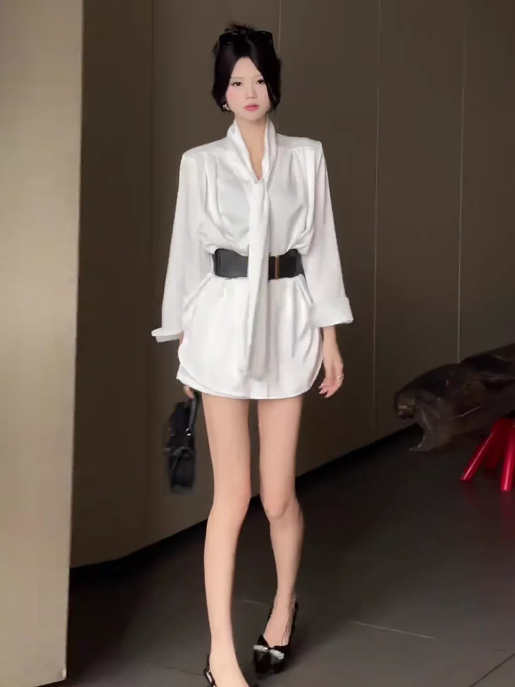 ModaFesta -hwarang-elegant-korean-boss-lady-outfit-white