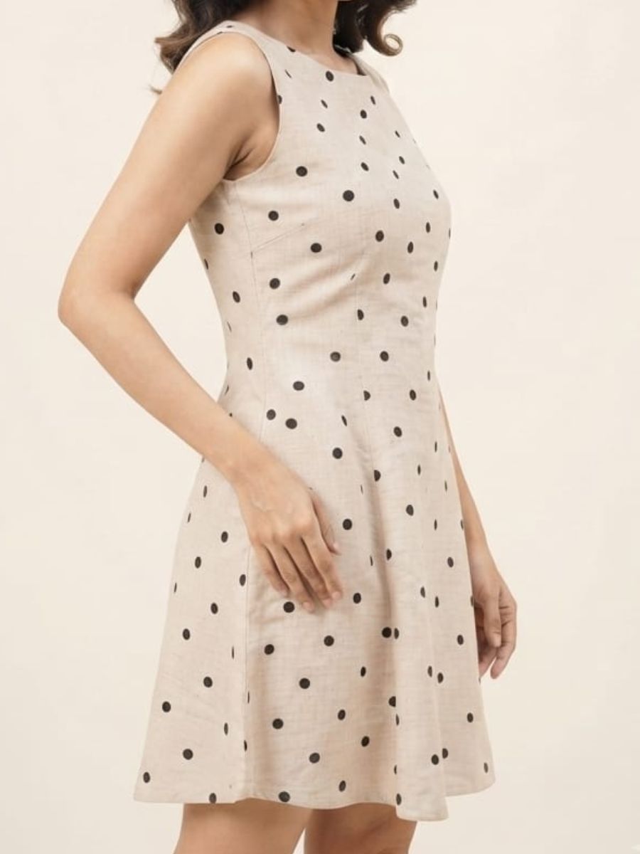 ModaFesta -knee-length-casual-a-line-dress-polka-dots-offwhite