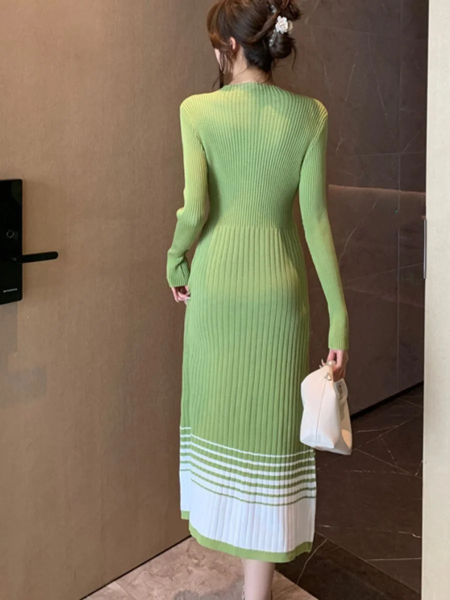 ModaFesta -turtleneck-knitting-dress-green