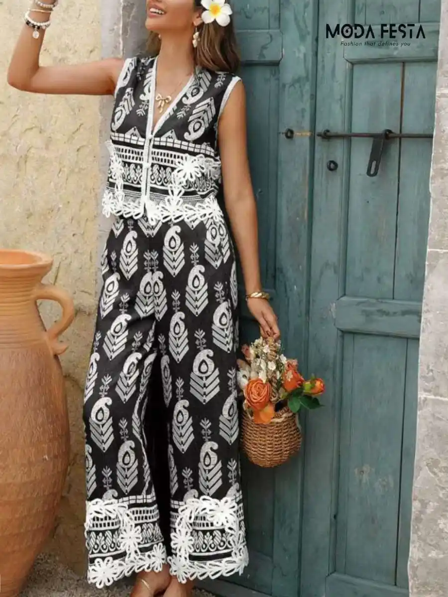 ModaFesta -styling-floral-lace-coord-set-black