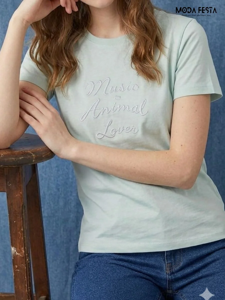 ModaFesta -minimal-embroidered-tshirt-mint