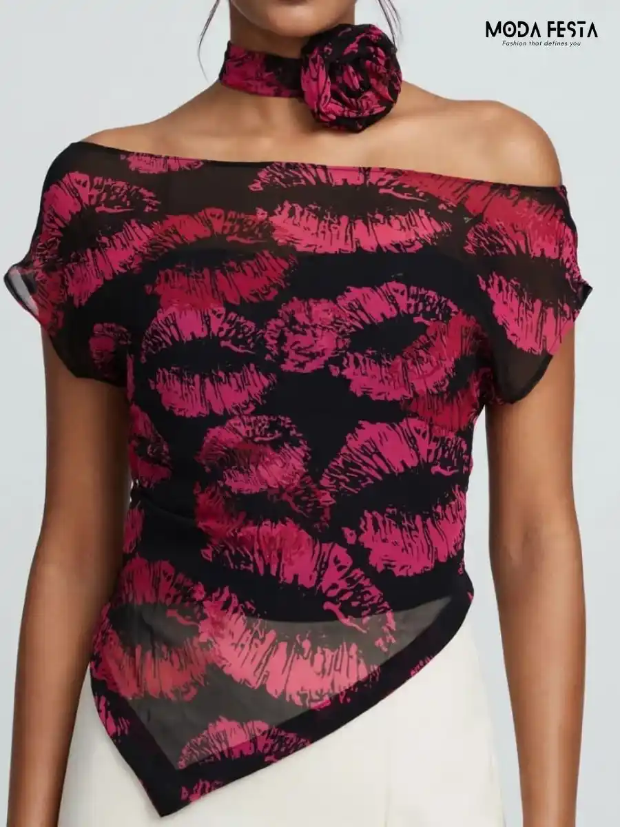 Black and Pink Lips Print Off-Shoulder Top