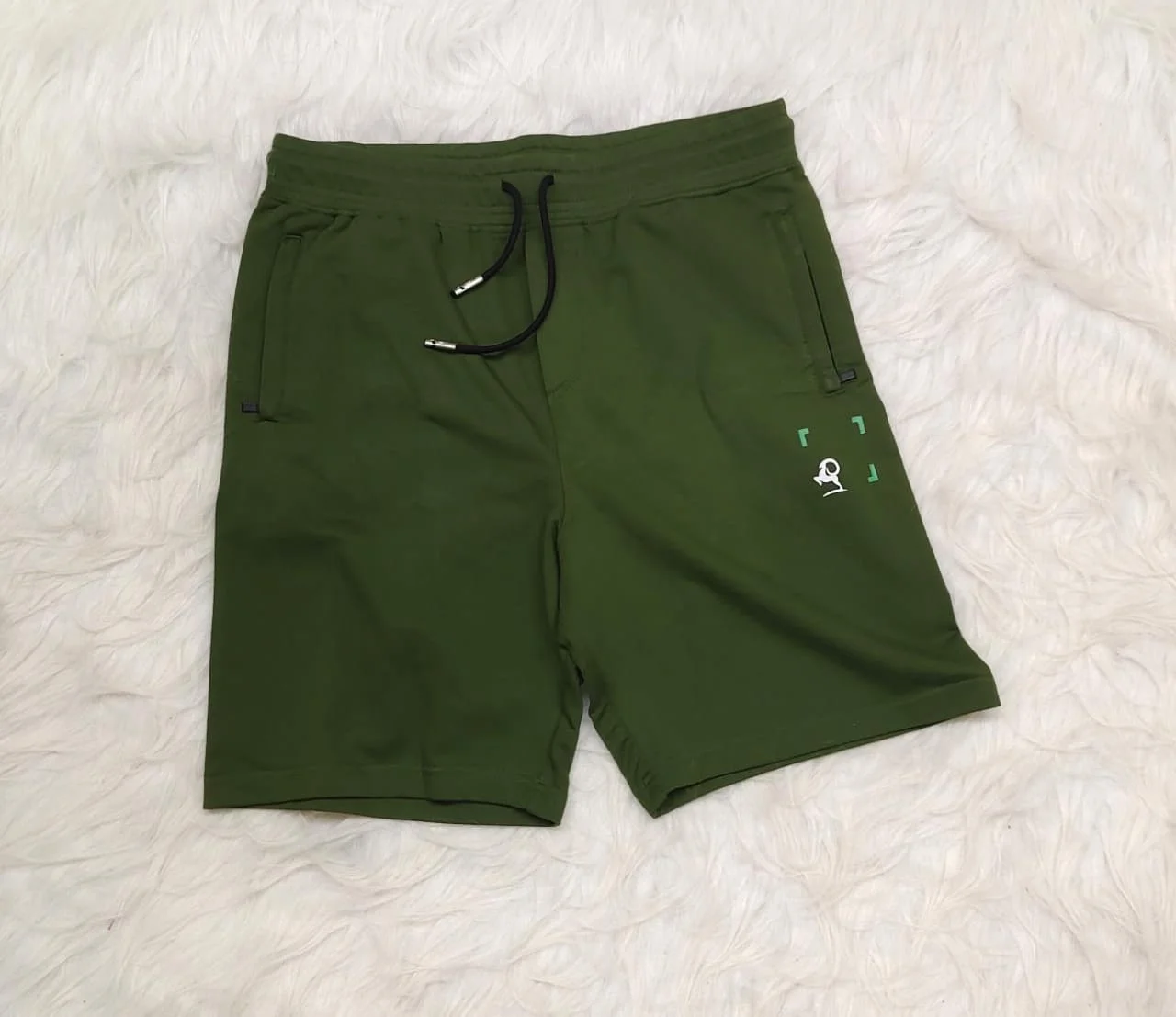 ModaFesta -t-shirt-with-shorts-set-olive-green