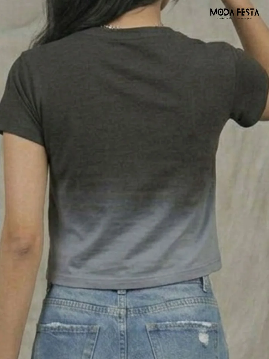 ModaFesta -hytemoly-graphic-crop-top