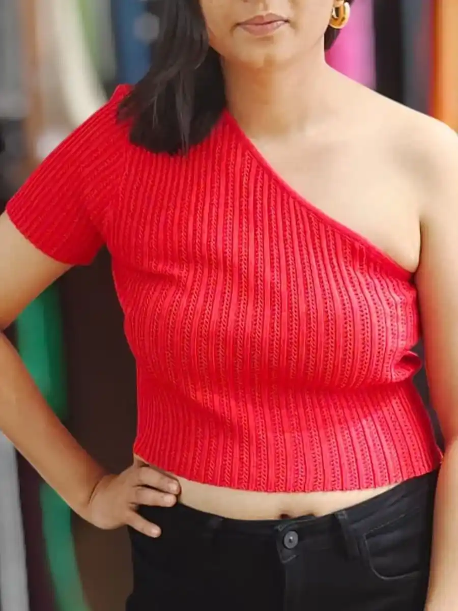 ModaFesta -elegant-one-shoulder-crop-top-red
