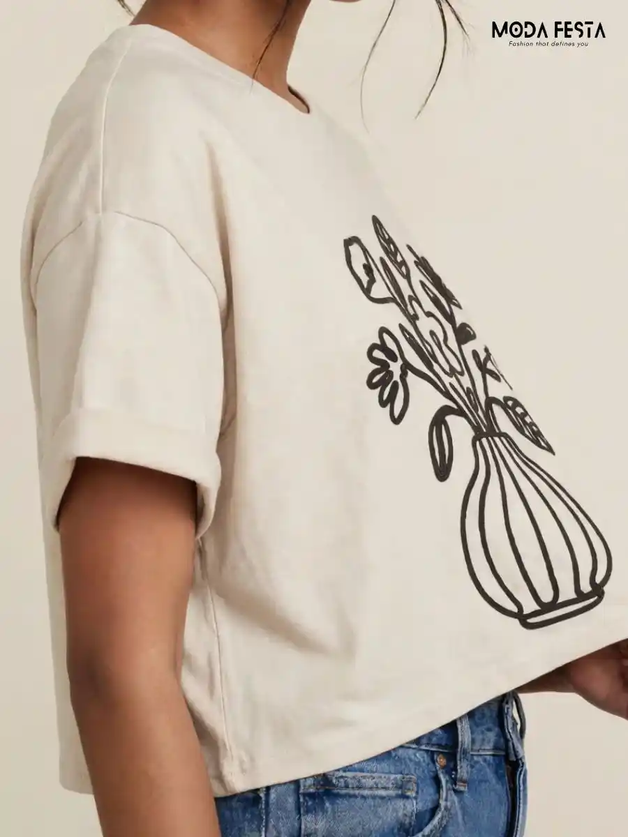 ModaFesta -floral-vase-line-art-crop-t-shirt