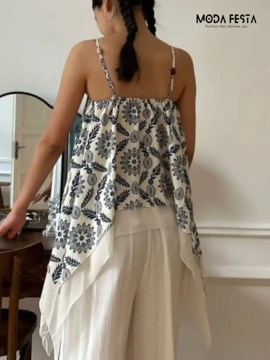 ModaFesta -styling-floral-print-a-line-top-white